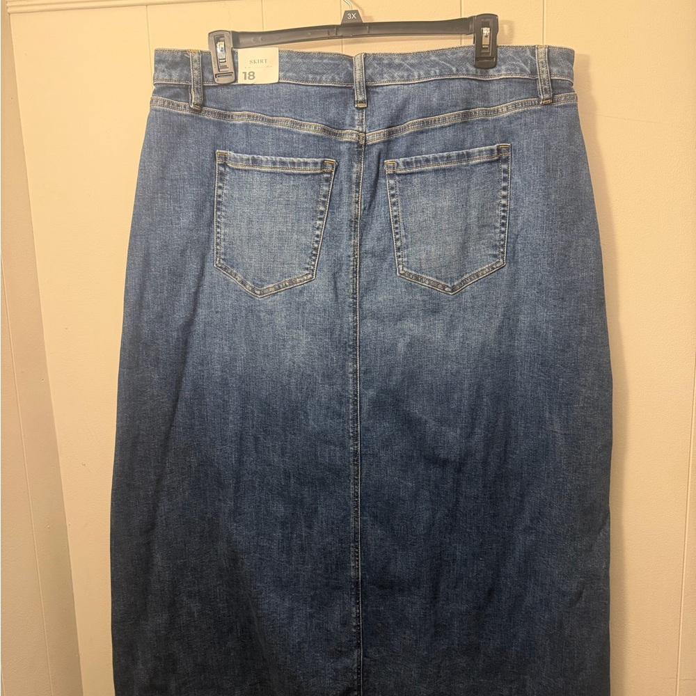 Lane Bryant Classic Midwash Denim Maxi Skirt - Picture 4 of 4